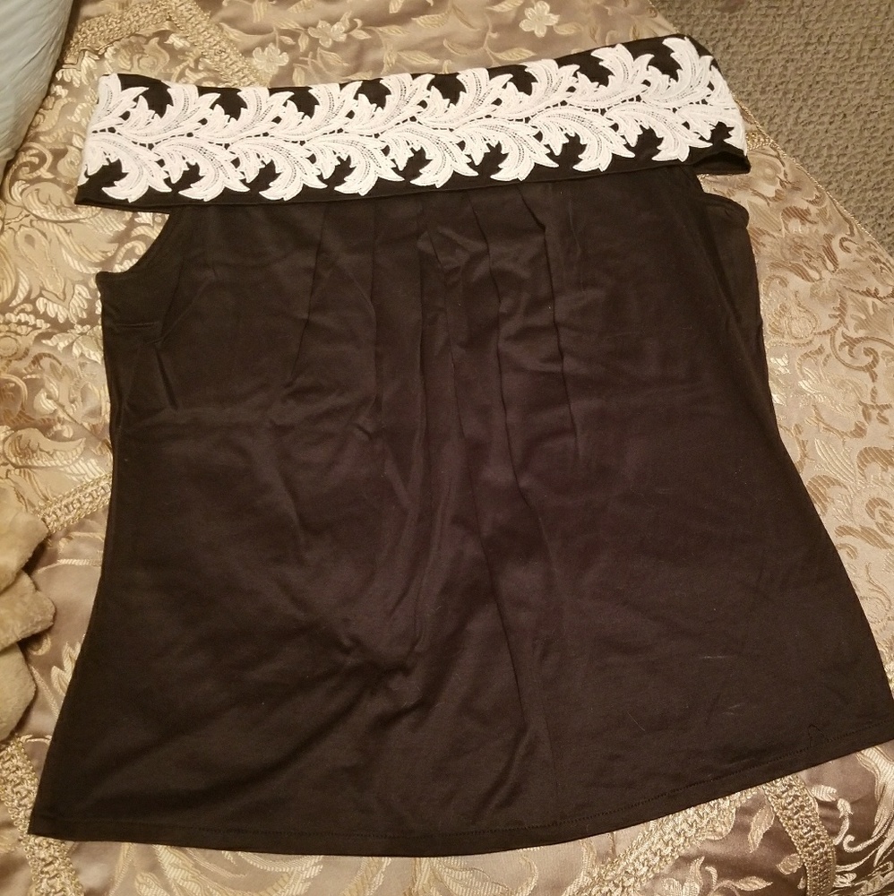 Womans top black with white applique